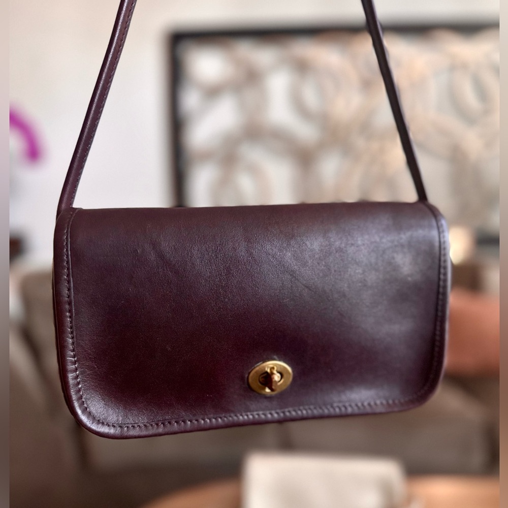 vintage Coach Dinky • style 9375 • made in NYC • Burgundy
